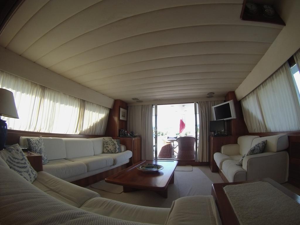 לה ספציה Riviera Boat Resort מראה חיצוני תמונה