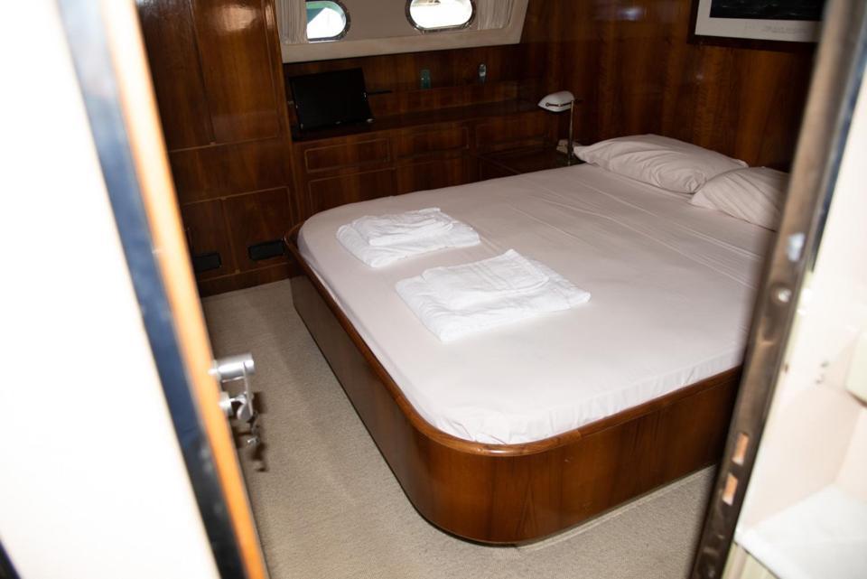 לה ספציה Riviera Boat Resort מראה חיצוני תמונה